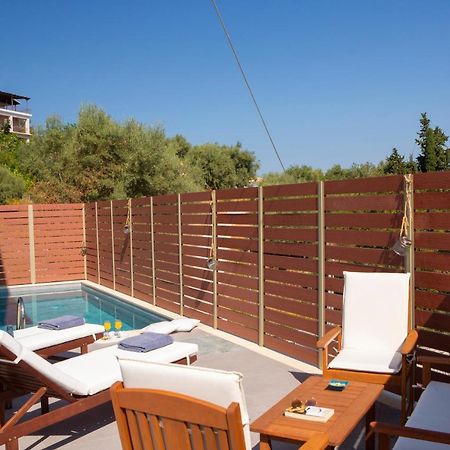 Nikolas Guest House Villa Nikiana Ngoại thất bức ảnh