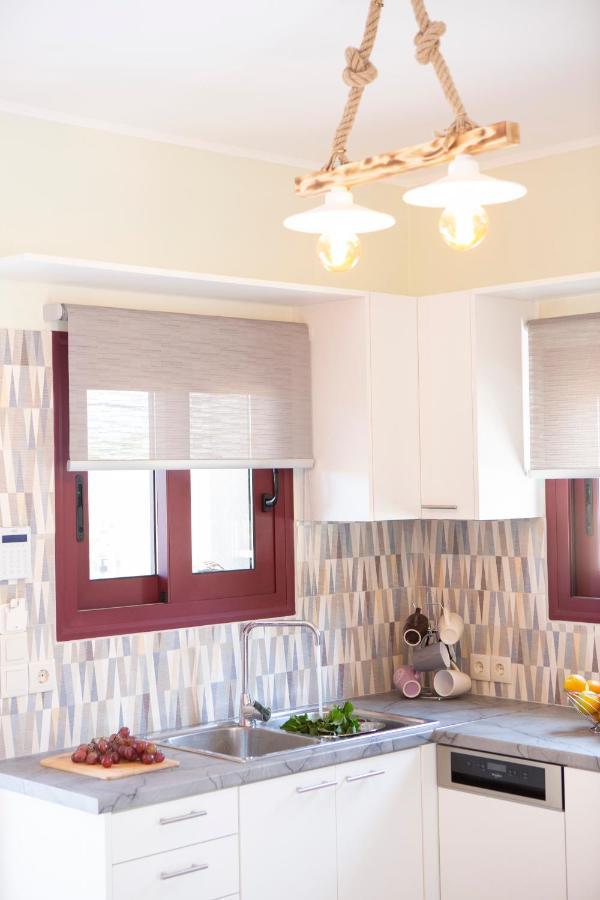 Nikolas Guest House Villa Nikiana Ngoại thất bức ảnh