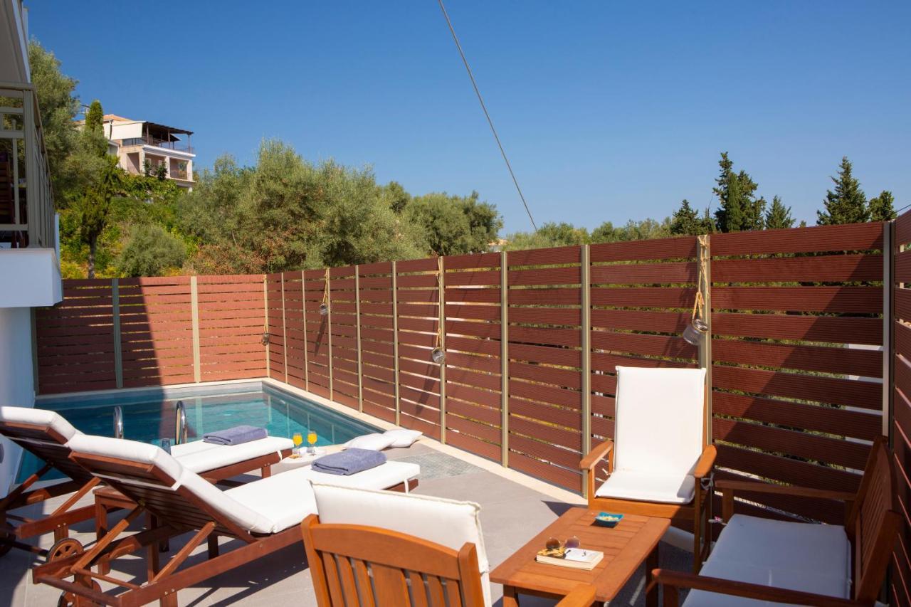 Nikolas Guest House Villa Nikiana Ngoại thất bức ảnh