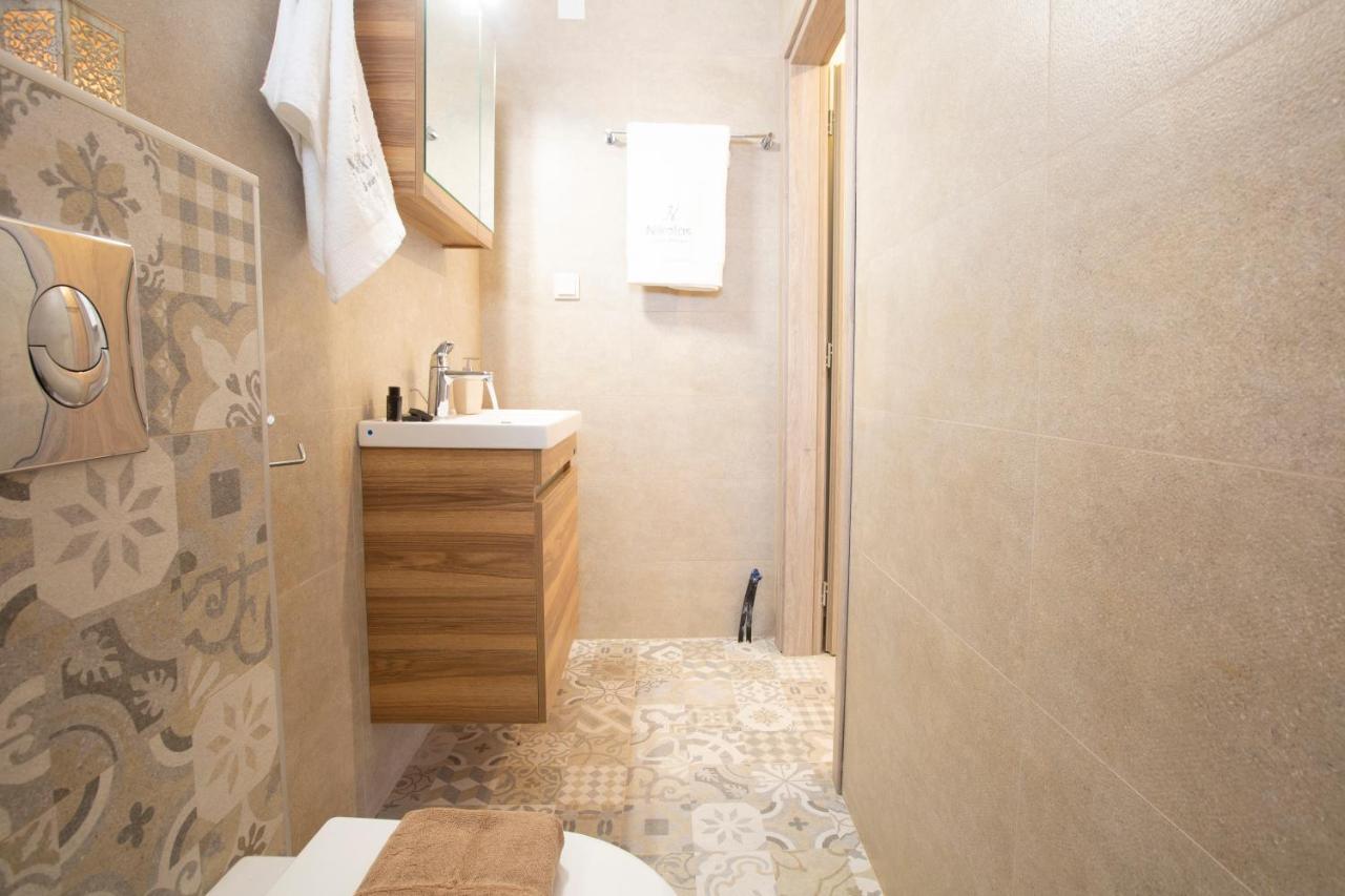 Nikolas Guest House Villa Nikiana Ngoại thất bức ảnh